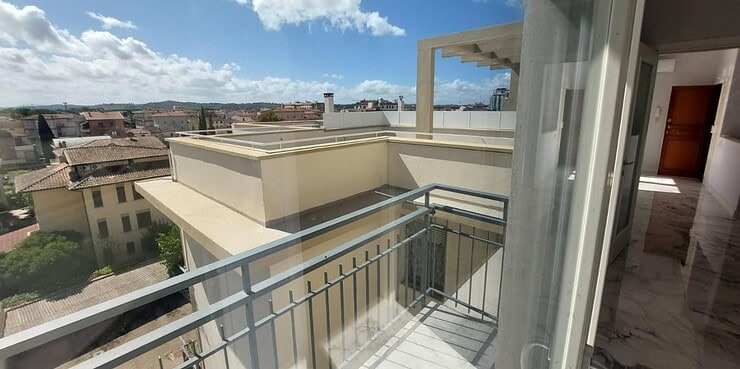 EMPOLI – ATTICO ELEGANTE E CENTRALE